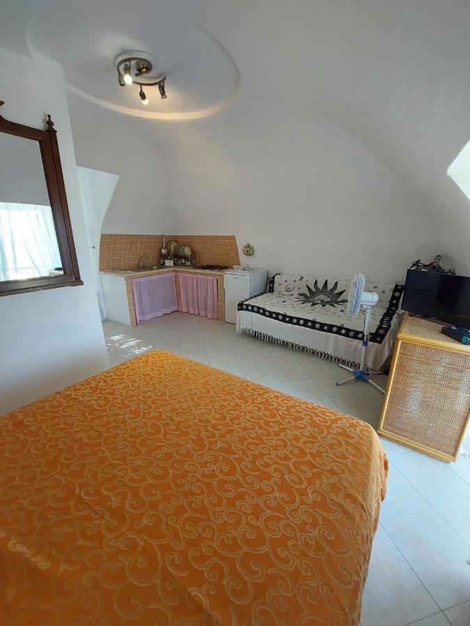 Casadelpino Residence La Piana Ponza Esterno foto